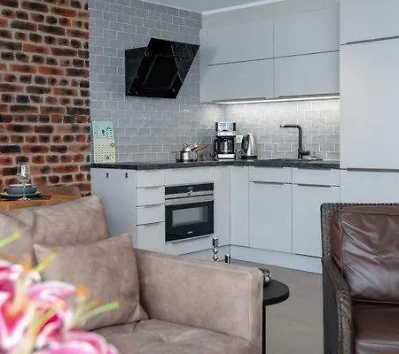 S27_33_ Long Island * ווסטרלנד